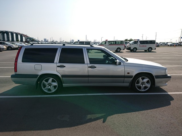 CA4EDD00-AC69-4E85-A4A6-D7E94366EFA6