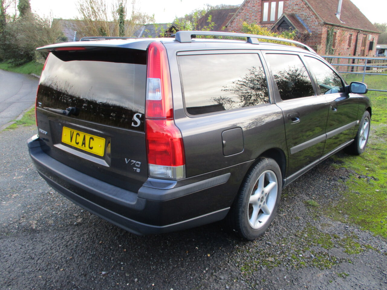 Volvo v70 t5