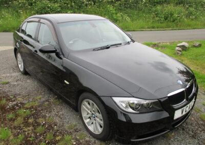 2006 BMW 320i SE Automatic, Sapphire Black Metallic. 19200 Miles In superb condition. £5350. ULEZ EXEMPT