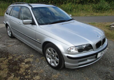 2001 BMW E46 325 Touring Automatic. 48500 Miles. SunRoof . £5850.