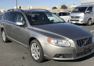 2007(57) Volvo V70 3.2 SE LUX automatic. 44700 Miles Silver gold Metallic. Due in April. SOLD
