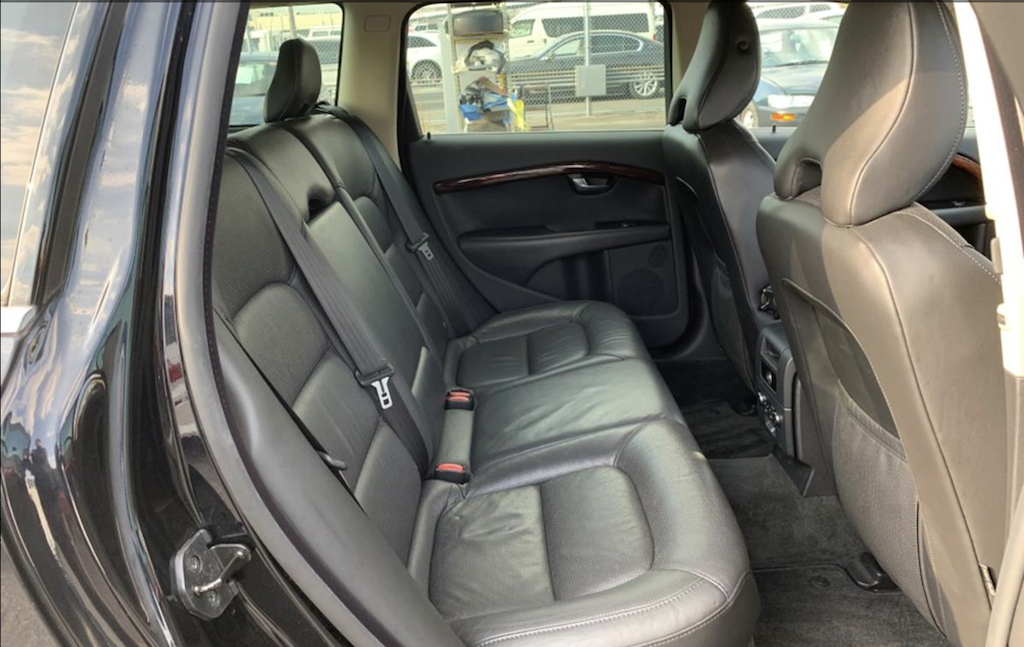 DD265E92-232B-49E9-8BDC-9AF209065ADA