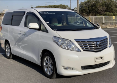 2009 Toyota Alphard 350G. 55500 Miles. Mint car with an A Graded interior which is like New. Sourced to customer specification.