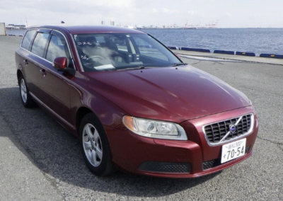 2009 Volvo V70 2.5T SE LUX. 41700 Miles, Ruby Red Metallic. £7950. ULEZ EXEMPT. £292 RFL PER ANNUM.