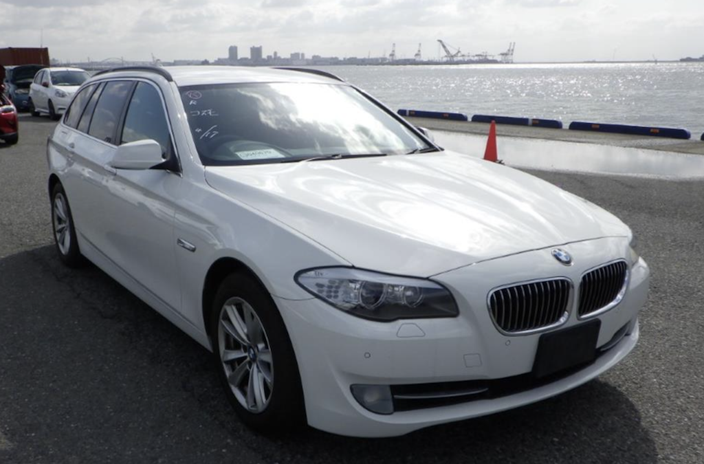 2012 BMW 523 SE Touring Automatic. 4.5 Grade Exterior car. 52300 Miles. ULEZ EXEMPT. £325 RFL Per Annum.SOLD