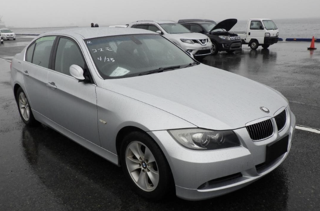 2007 BMW 323 2.5 Saloon SE Auto. 26400 Miles. £6250.ULEZ EXEMPT.