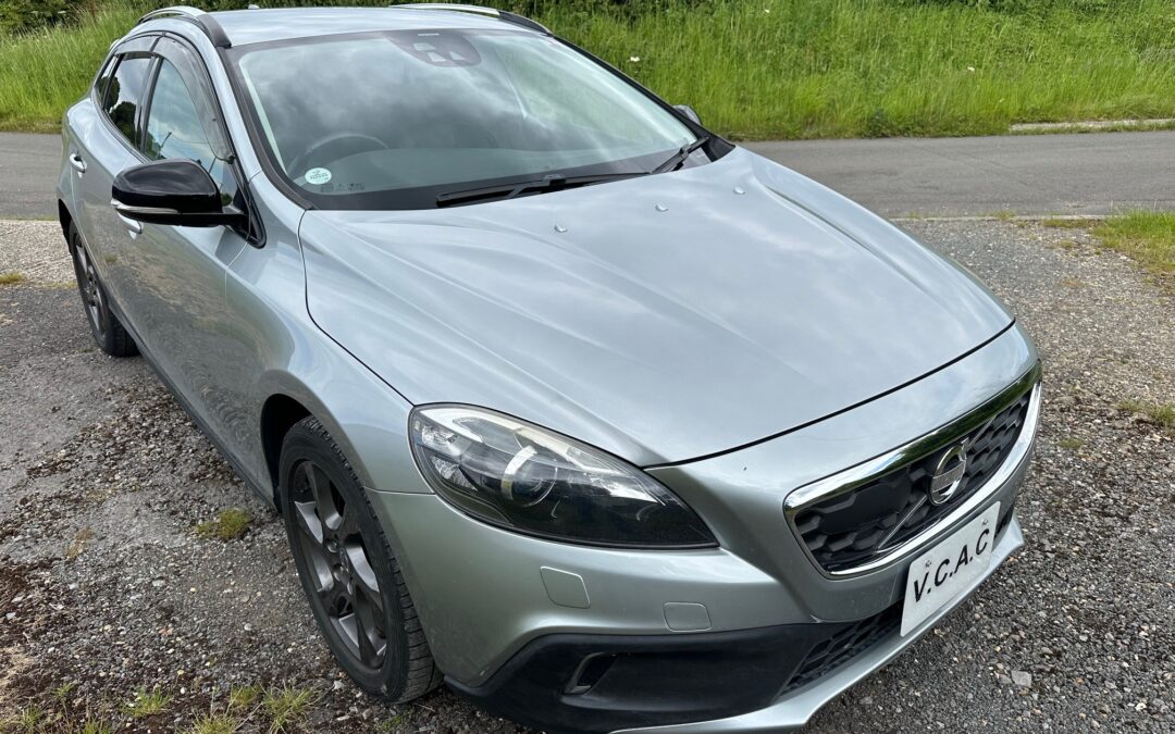 2013 Volvo V40 2.0 ltr T5 Cross Country AWD. 62300 Miles. ULEZ EXEMPT. £345 RFL PER ANNUM. SOLD