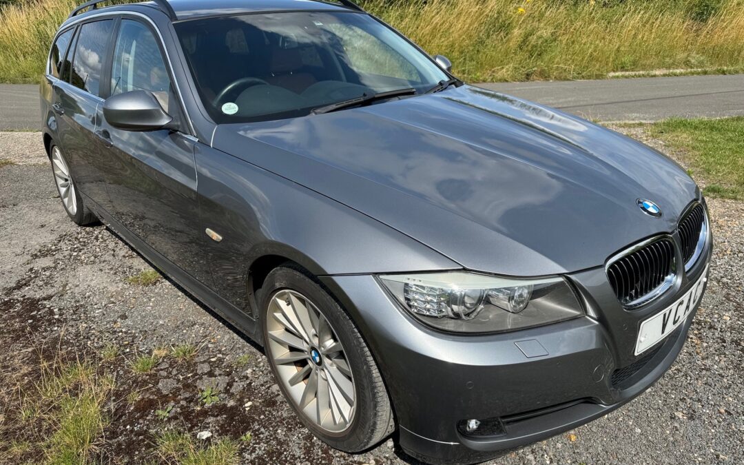 2009 BMW 325 2.5 ltr 6 cylinder Highline Touring Automatic. Space Grey Metallic with Saddle Brown Leather interior. 44350 miles. ULEZ EXEMPT. £345 RFL per annum. £7950.