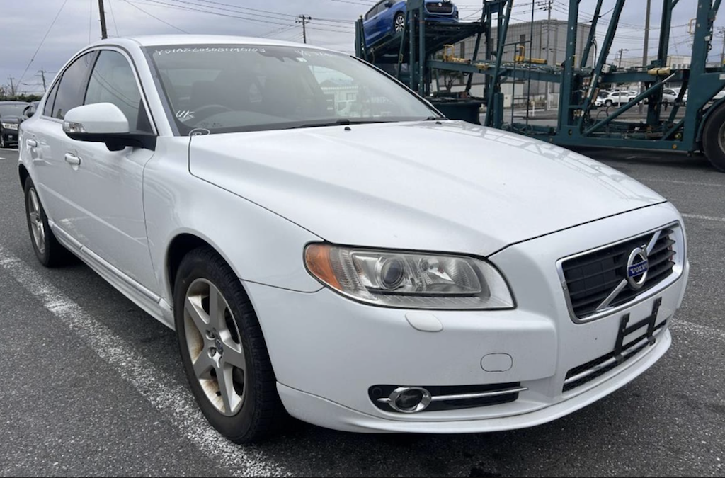 2012(January) Volvo S80 2.5Turbo SE LUX Automatic. 39400 Miles. ULEZ EXEMPT. £345 Road Tax Per Annum. £8350.