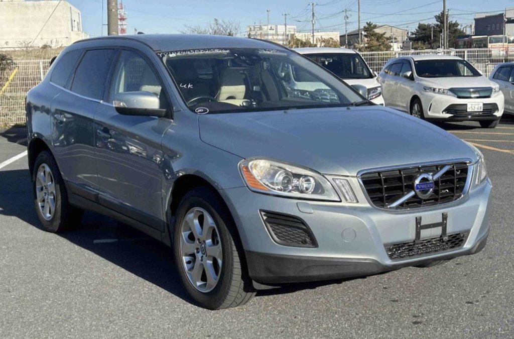 2010(12) Volvo XC60 2.0 T5 SE LUX. ULEZ EXEMPT. £345 RFL per Annum. Chameleon Blue Metallic. 43700 Miles. £8950.