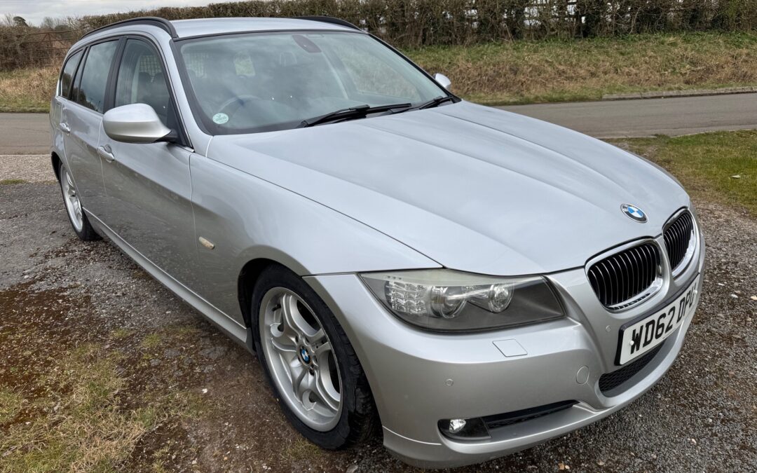 2012(september) BMW 325 Touring Automatic. 33750 Miles.   £8950. ULEZ EXEMPT. £360 Road Tax Per Annum.