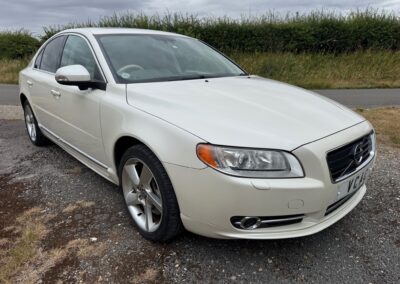 2010(May) Volvo S80 T6 AWD Saloon Auto. 52670 miles. ULEZ EXEMPT. £360 Annual Road Tax. Very Rare car. £7950.