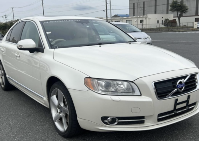 2010(May) Volvo S80 T6 AWD Saloon Auto. 52670 miles. ULEZ EXEMPT. £360 Annual Road Tax. Very Rare car. £7950.