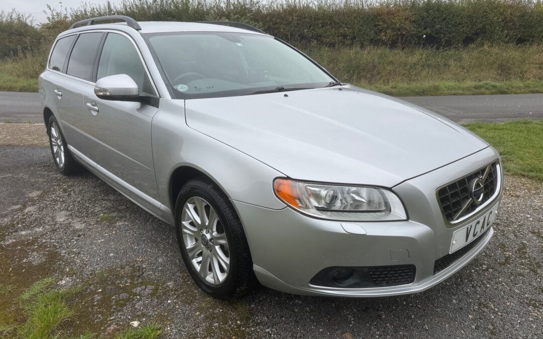 2010(June) Volvo V70 2.5T SE LUX. Automatic. ULEZ EXEMPT. 41800 Miles. SOLD.