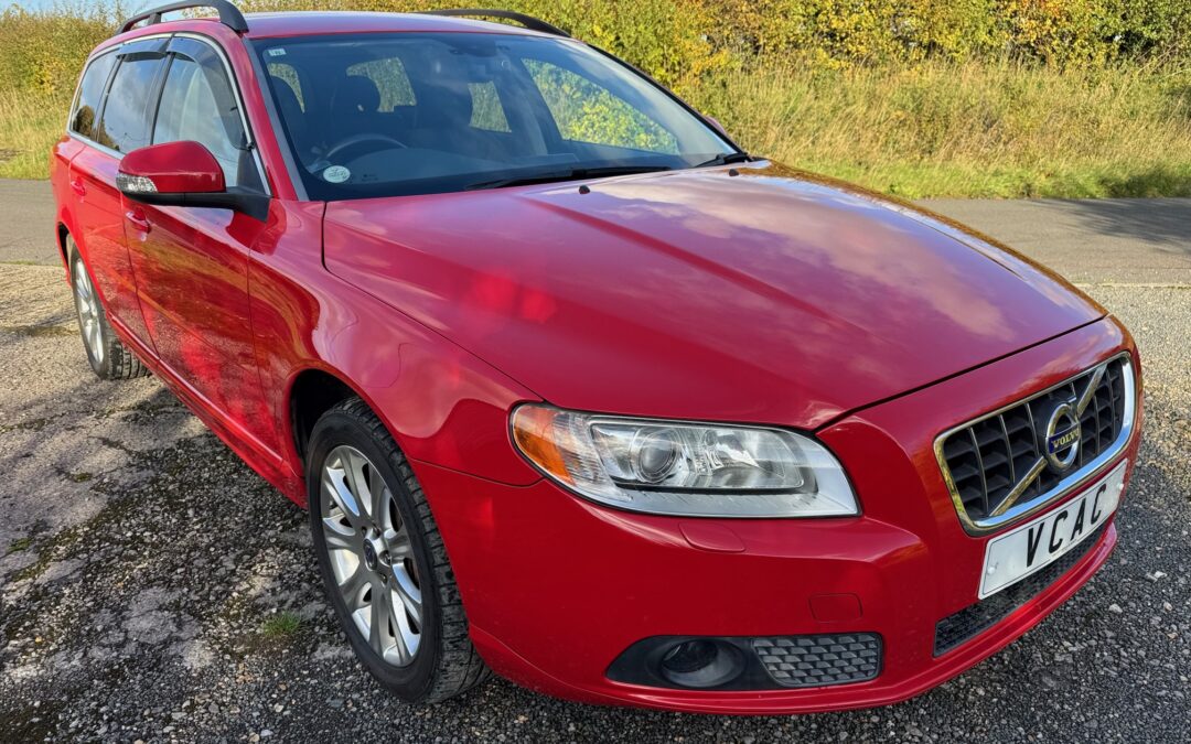 2010(August) Volvo V70 2.5T SE LUX Auto. 54805 Miles. ULEZ EXEMPT. Bright Red . SOLD.