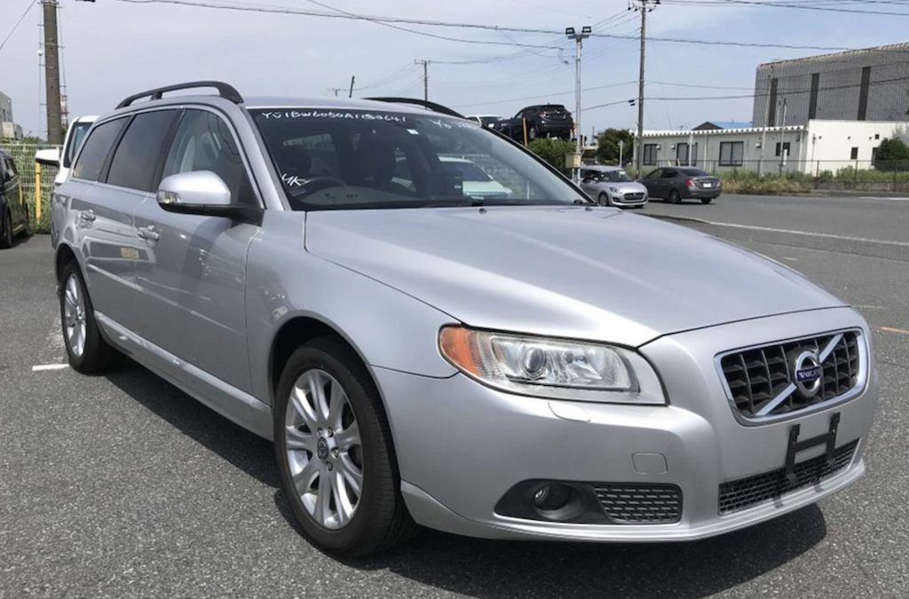 2010(June) Volvo V70 2.5T SE LUX. Automatic. ULEZ EXEMPT. 41800 Miles. £7950.