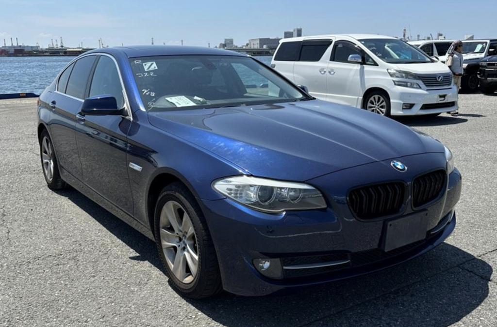 2010(June) BMW 528(3.0) Saloon Auto. Deep Sea Blue Metallic. 48510 Miles. ULEZ EXEMPT. £360 Road Tax Per Annum. £8950.