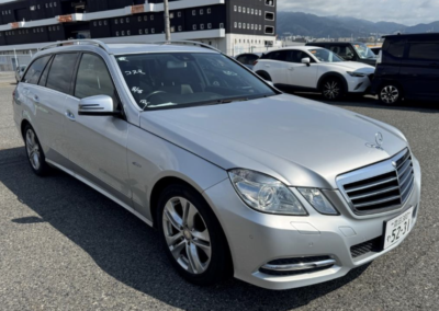 2012(December) Mercedes E300 3.5V6 Blue Efficiency Avantgarde Estate Automatic. 51500 Miles. ULEZ EXEMPT. £360 Road Tax Per Annum. £9950.