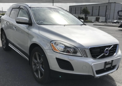 2013(06) Volvo Xc60 T6 AWD. Cosmic White Metallic. 50950 miles. Sourced to customers requirements